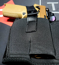 Load image into Gallery viewer, SMALL UNIVERSAL BELLY BAND OPTIC GUN HOLSTER FITS small to large shirt size